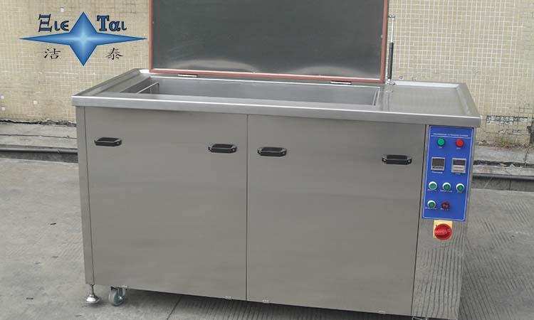 多槽超聲波清洗機(jī)發(fā)生器常見的問題及清洗機(jī)使用注意事項(xiàng)