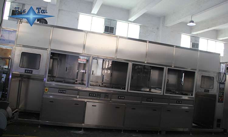 超聲波清洗機(jī)：智能科技引領(lǐng)清潔新時尚